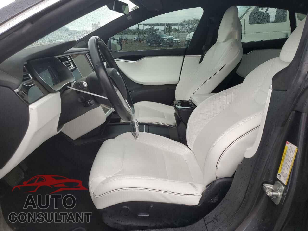 TESLA MODEL S 2017 - 5YJSA1E22HF183131