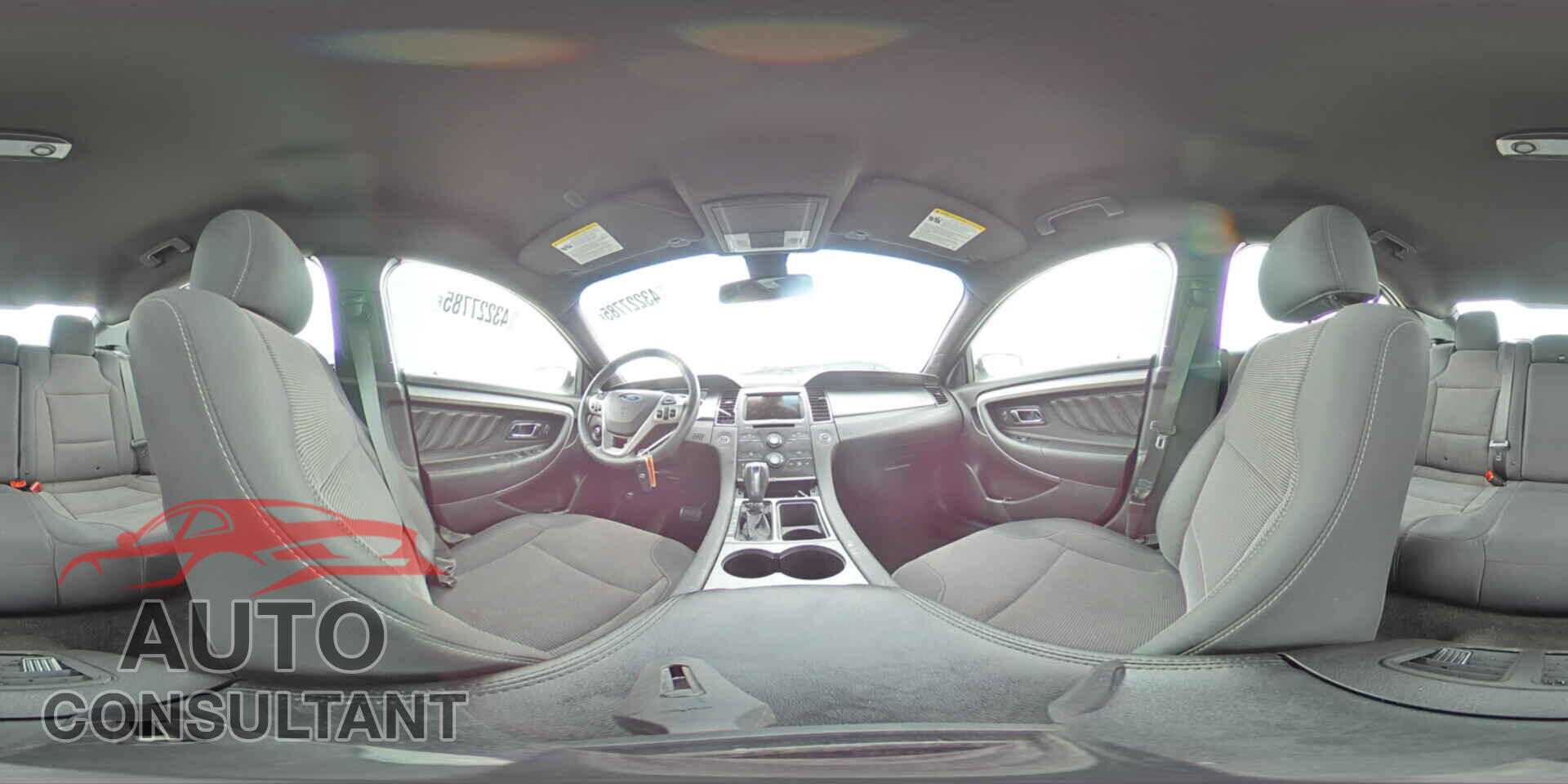 FORD TAURUS 2018 - 1FAHP2E86JG129741