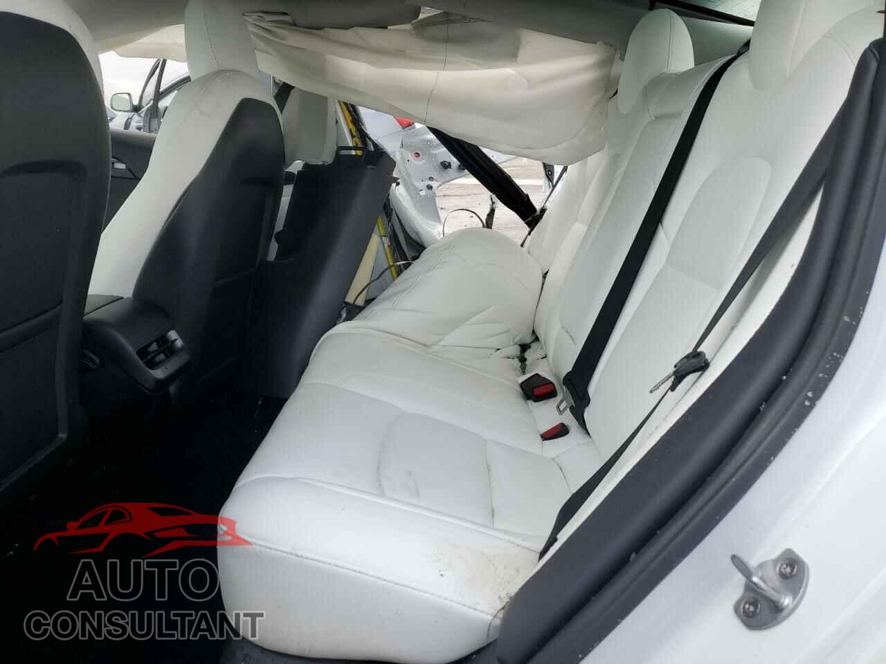 TESLA MODEL 3 2022 - 5YJ3E1EA4NF325880