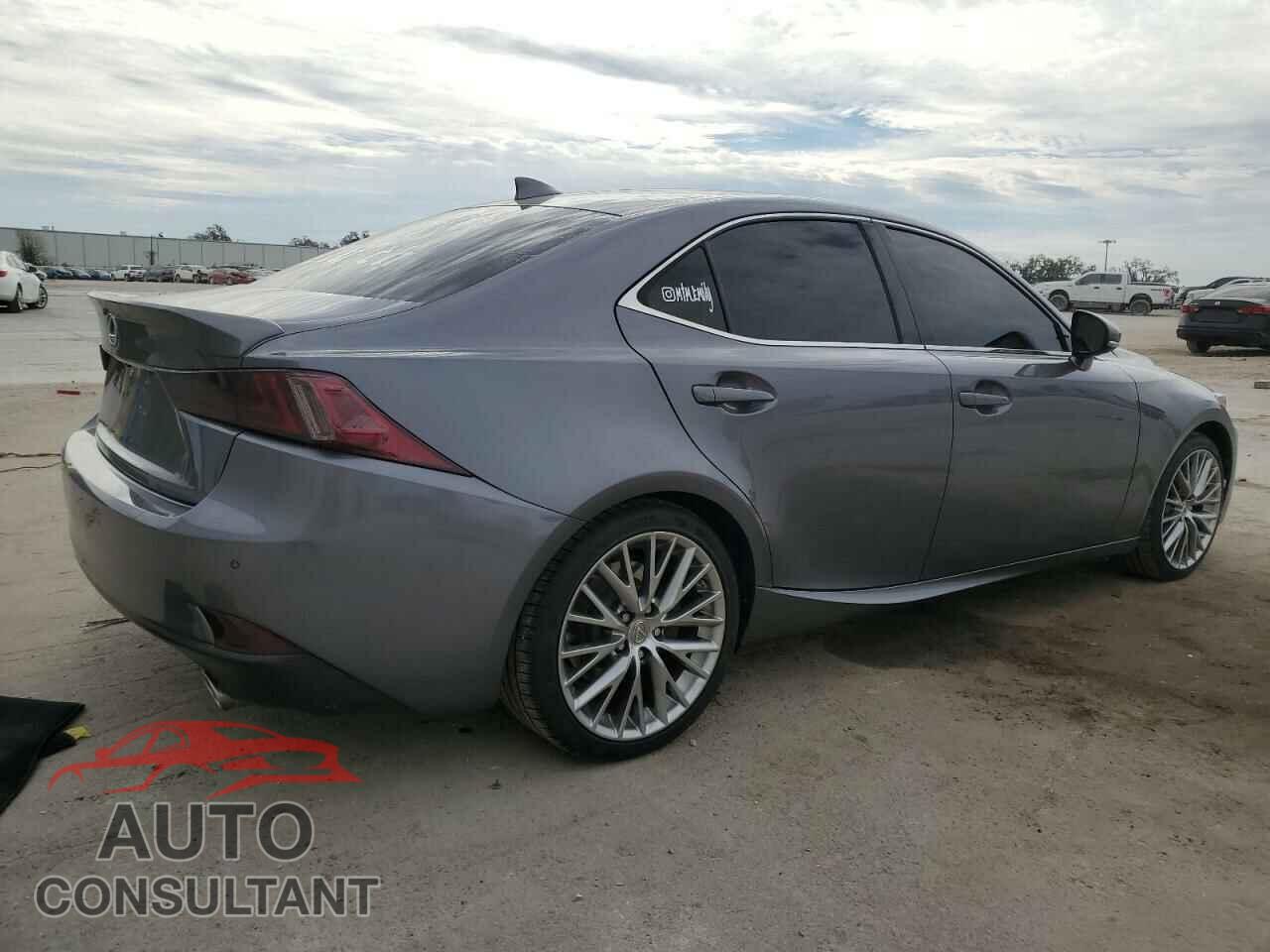 LEXUS IS 2016 - JTHBA1D20G5019974