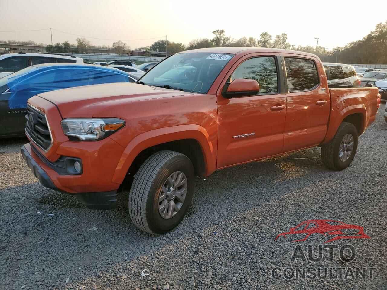 TOYOTA TACOMA 2018 - 5TFAZ5CN0JX066927