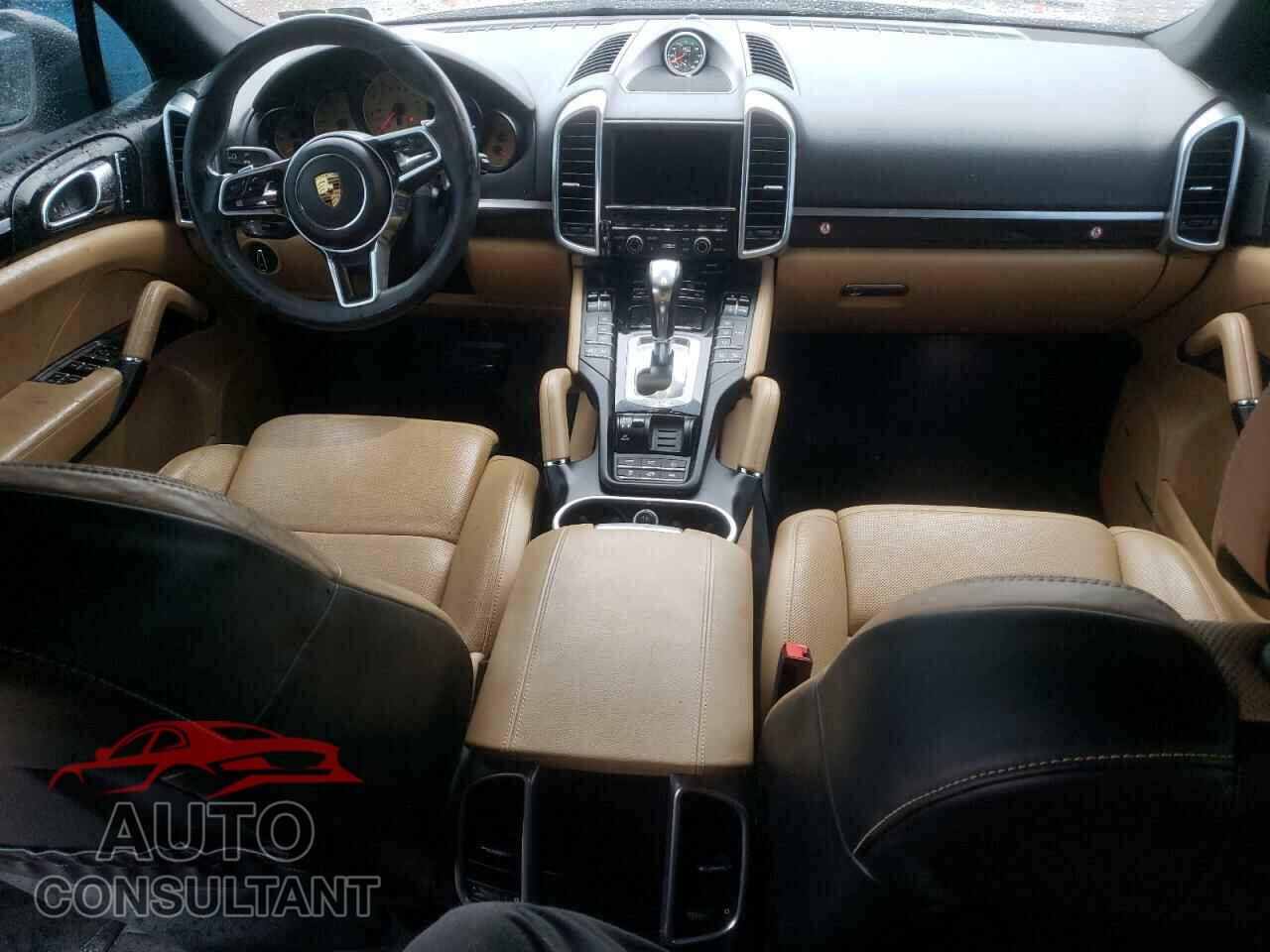 PORSCHE CAYENNE 2016 - WP1AA2A20GLA06000