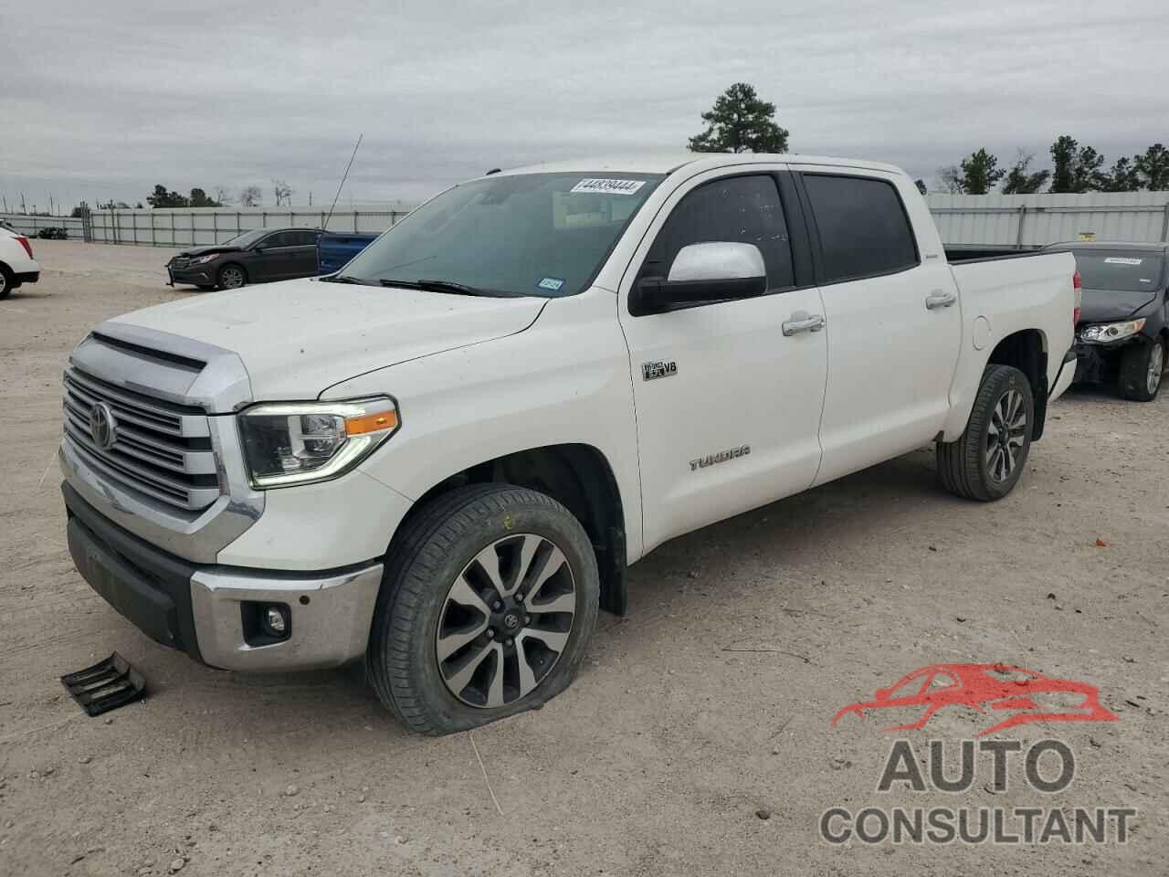 TOYOTA TUNDRA 2018 - 5TFHW5F15JX698662