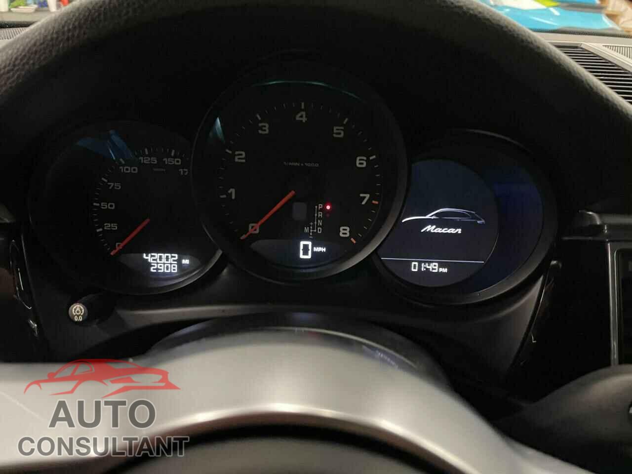 PORSCHE MACAN 2017 - WP1AA2A56HLB03133
