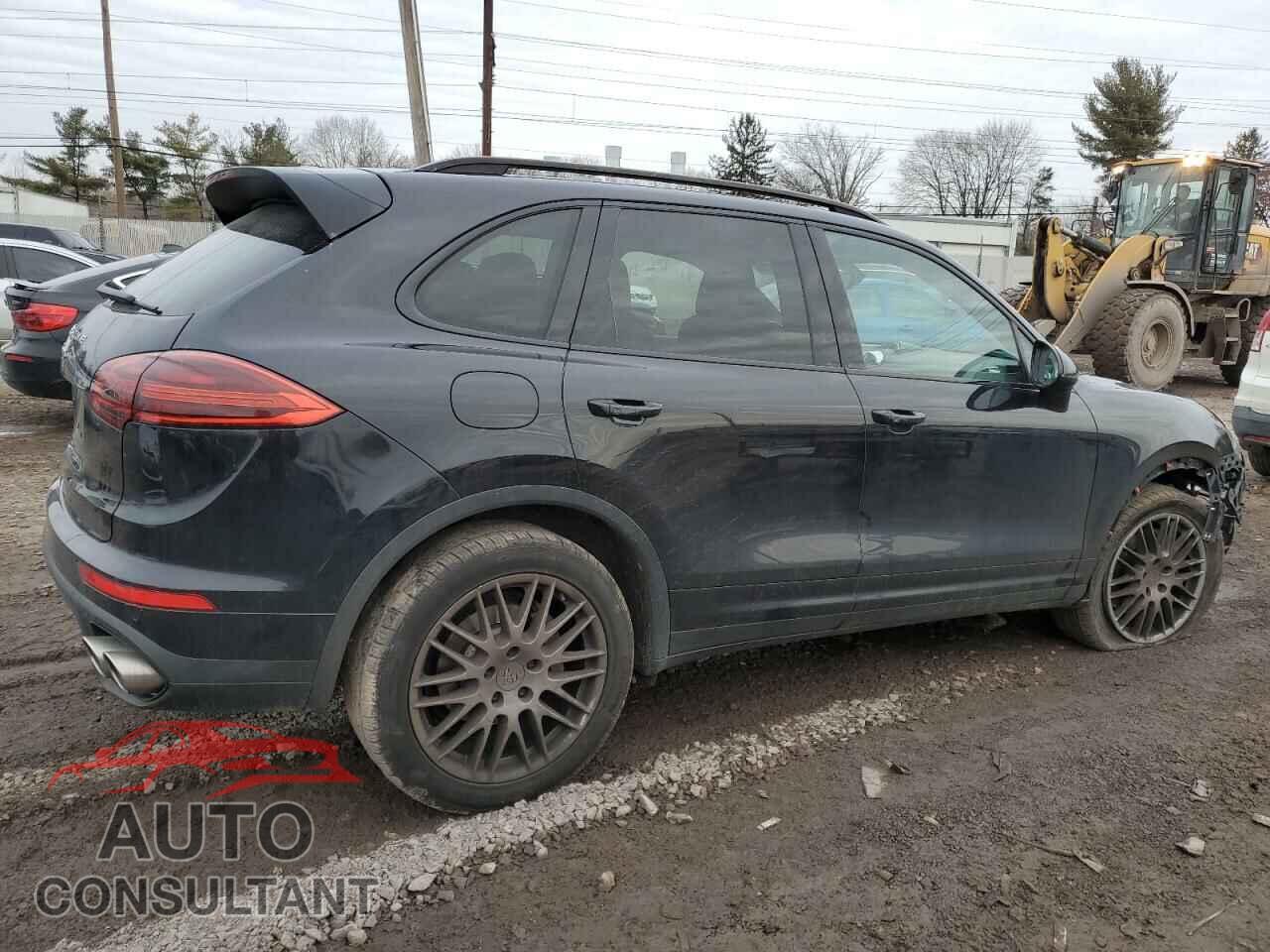 PORSCHE CAYENNE 2018 - WP1AB2A23JLA60752