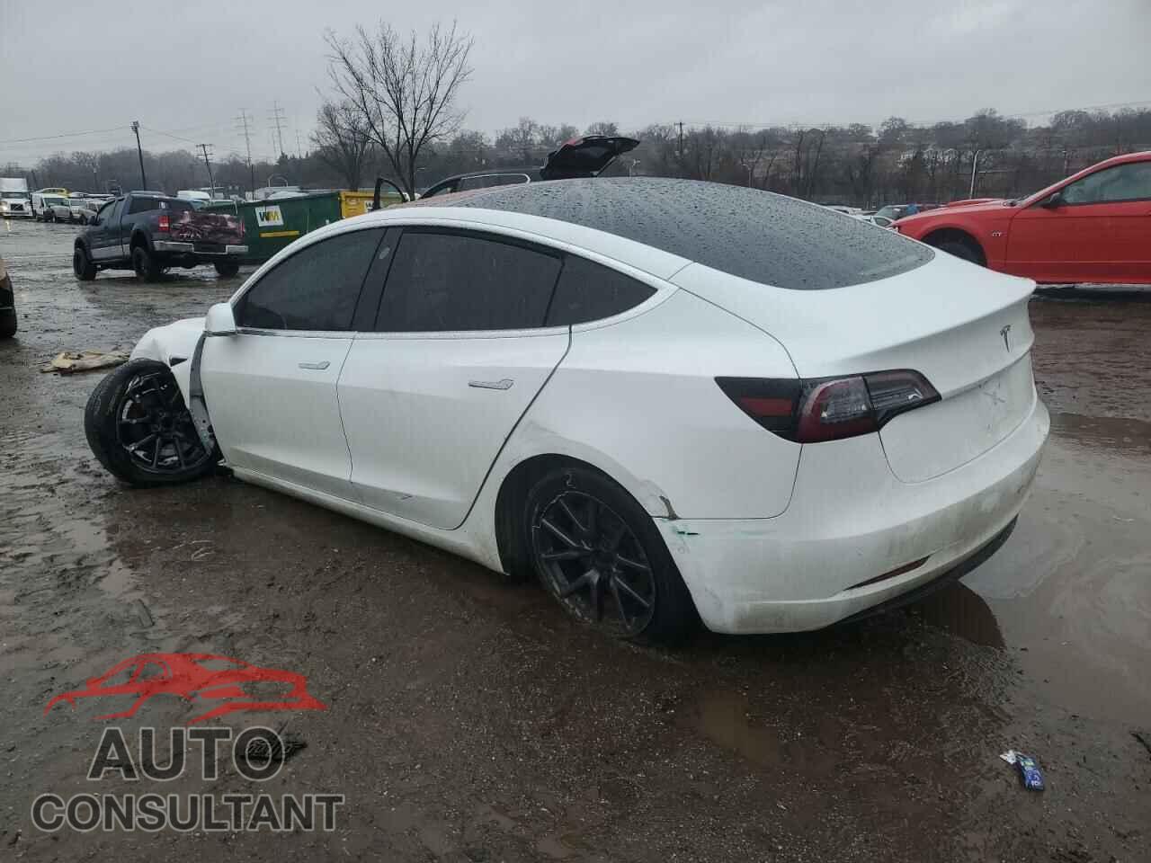 TESLA MODEL 3 2018 - 5YJ3E1EA4JF005694
