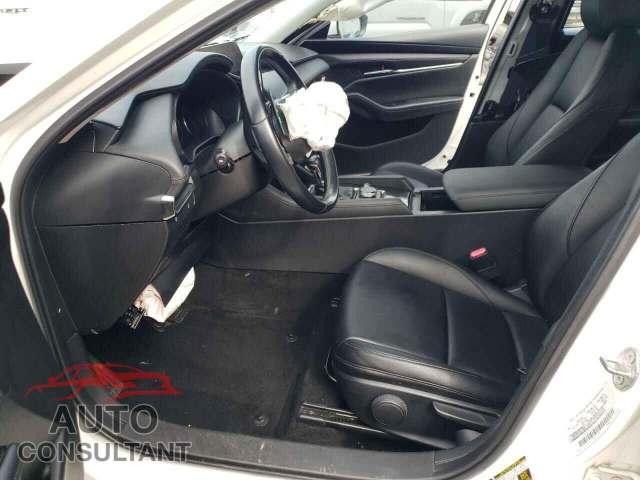 MAZDA 3 2019 - JM1BPACL4K1107727