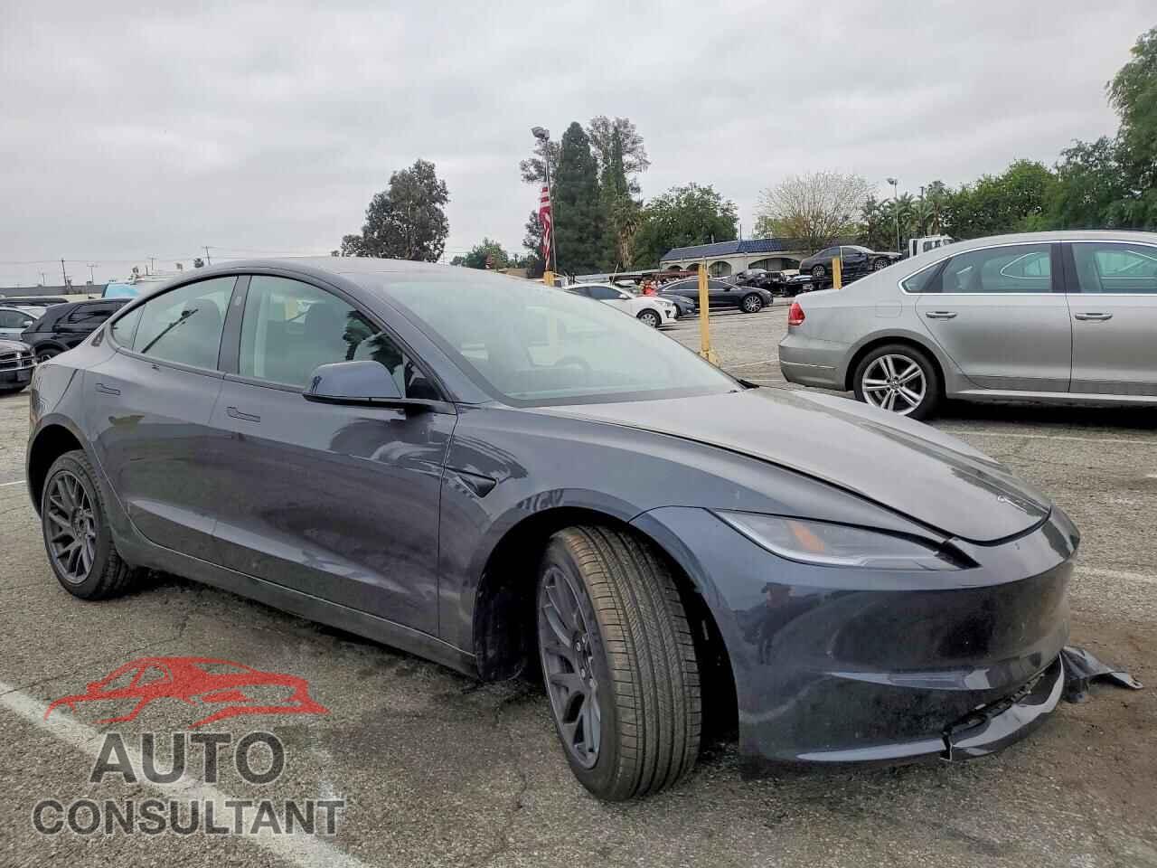 TESLA MODEL 3 2025 - 5YJ3E1EA2SF012466