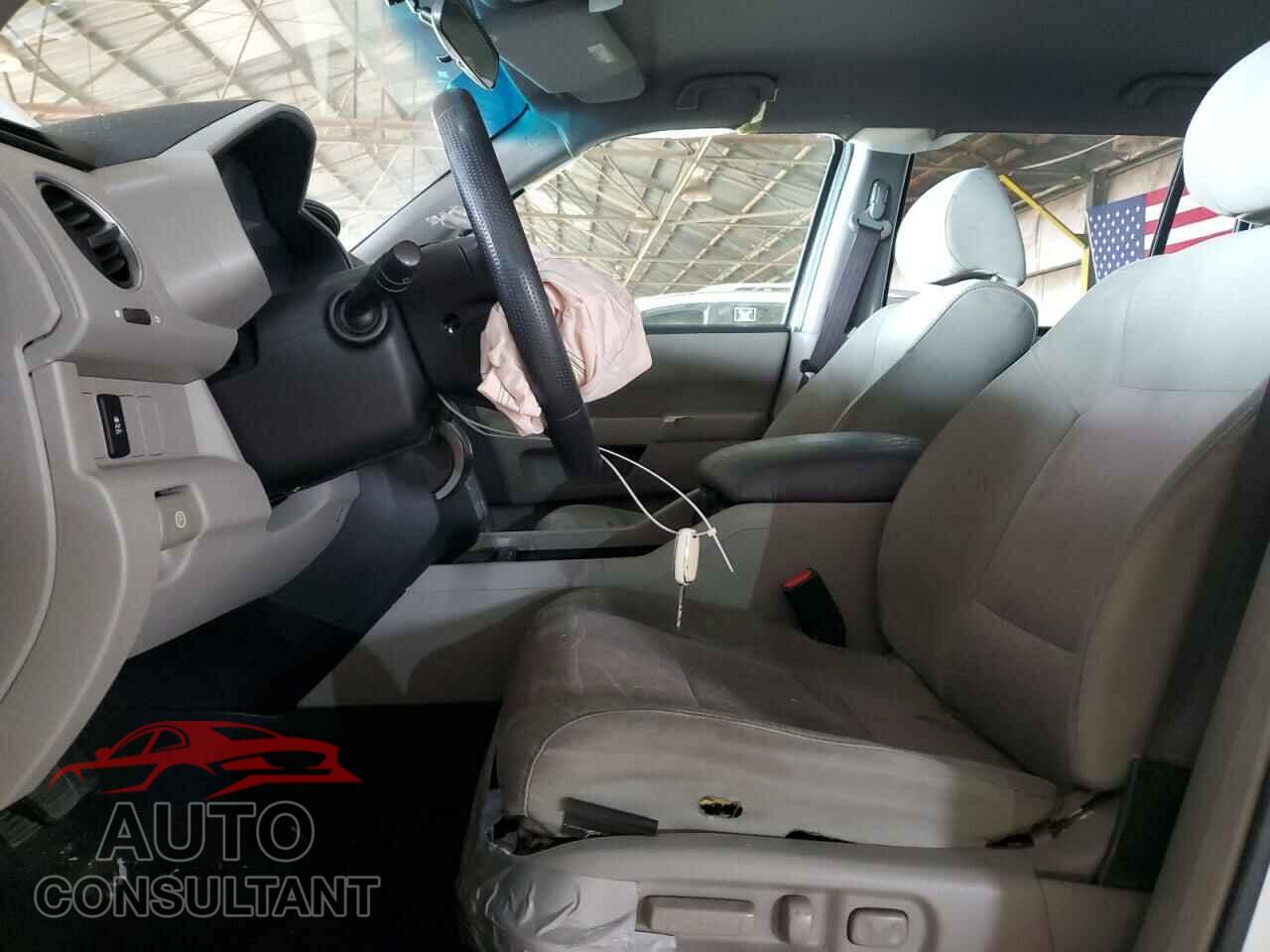 HONDA PILOT 2012 - 5FNYF3H40CB012990