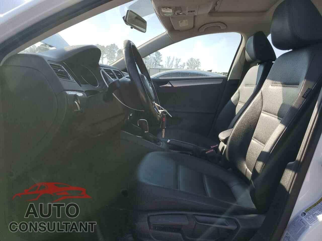 VOLKSWAGEN JETTA 2017 - 3VWDB7AJ6HM251977