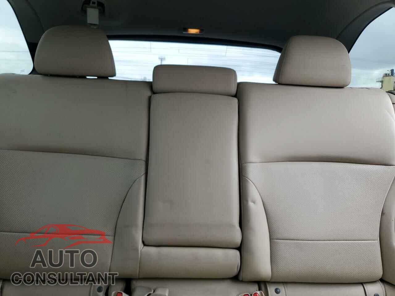 SUBARU OUTBACK 2015 - 4S4BSAJC8F3297782