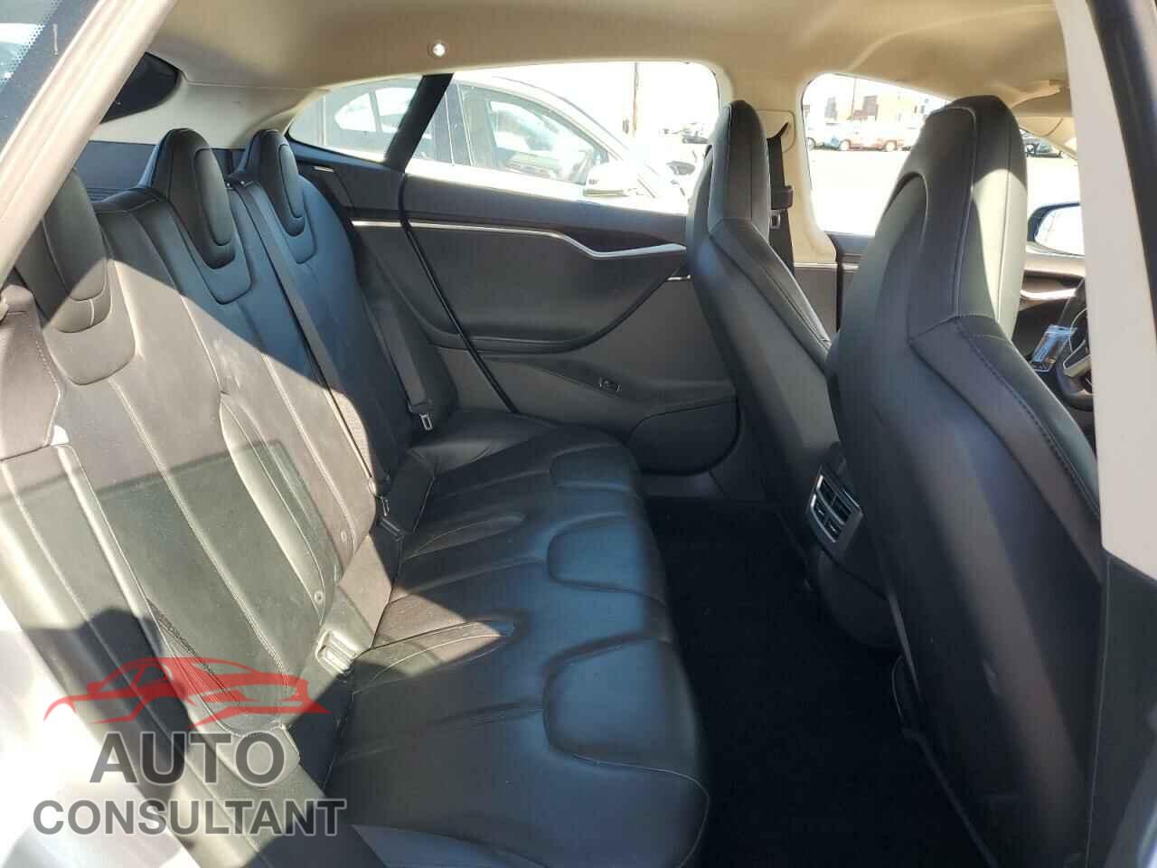TESLA MODEL S 2013 - 5YJSA1AC5DFP11205