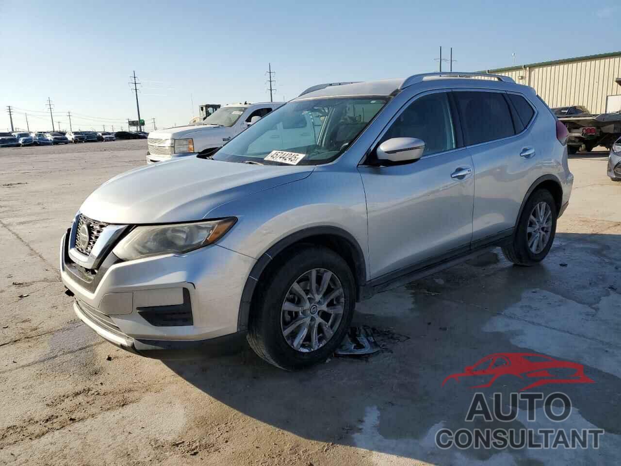 NISSAN ROGUE 2018 - KNMAT2MT0JP569676