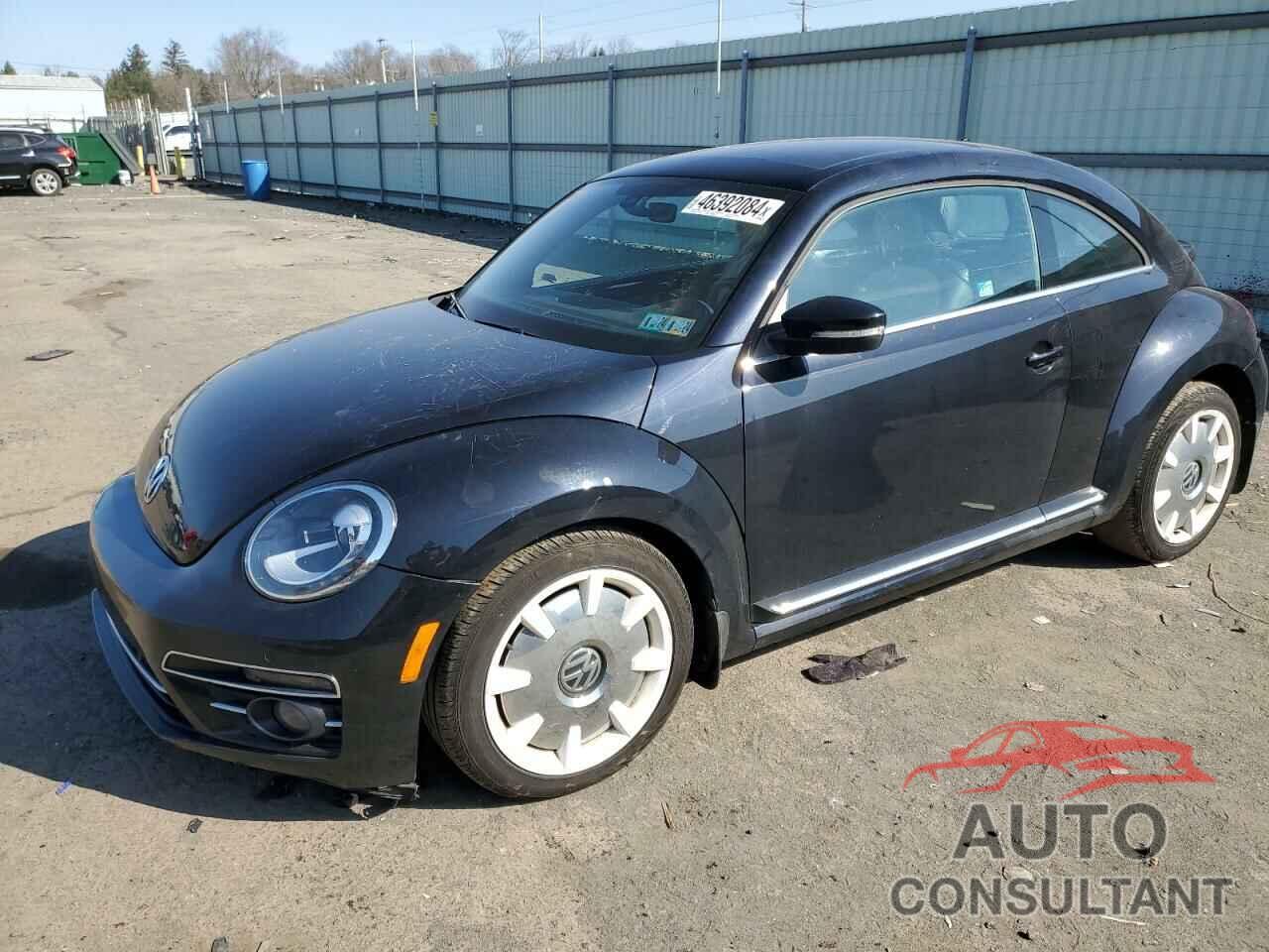 VOLKSWAGEN BEETLE 2019 - 3VWFD7AT4KM702898