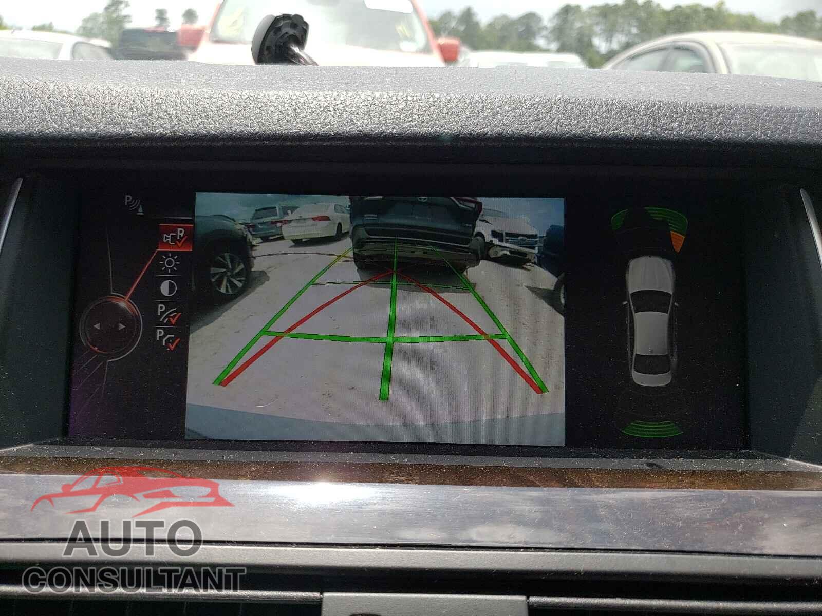 BMW 5 SERIES 2016 - WBA5A5C52GD525536