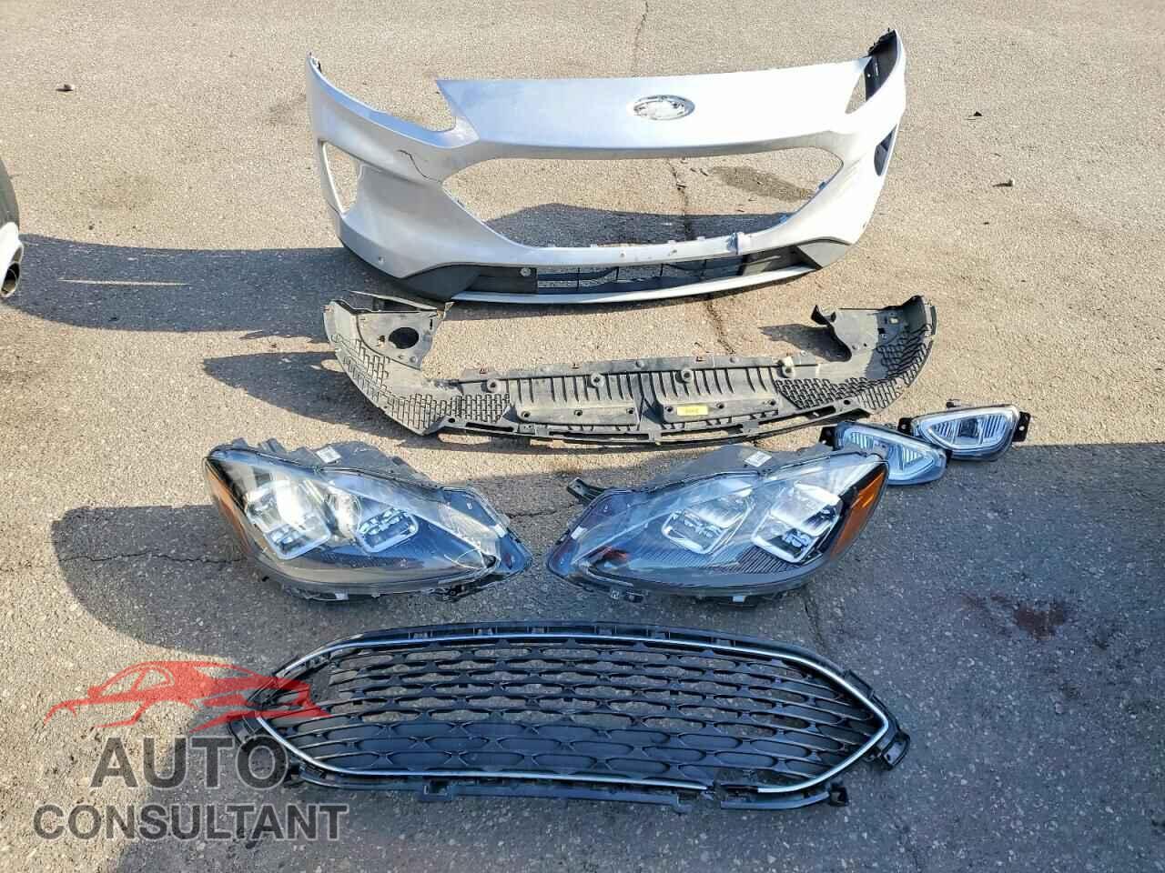 FORD ESCAPE 2020 - 1FMCU9J97LUA59333