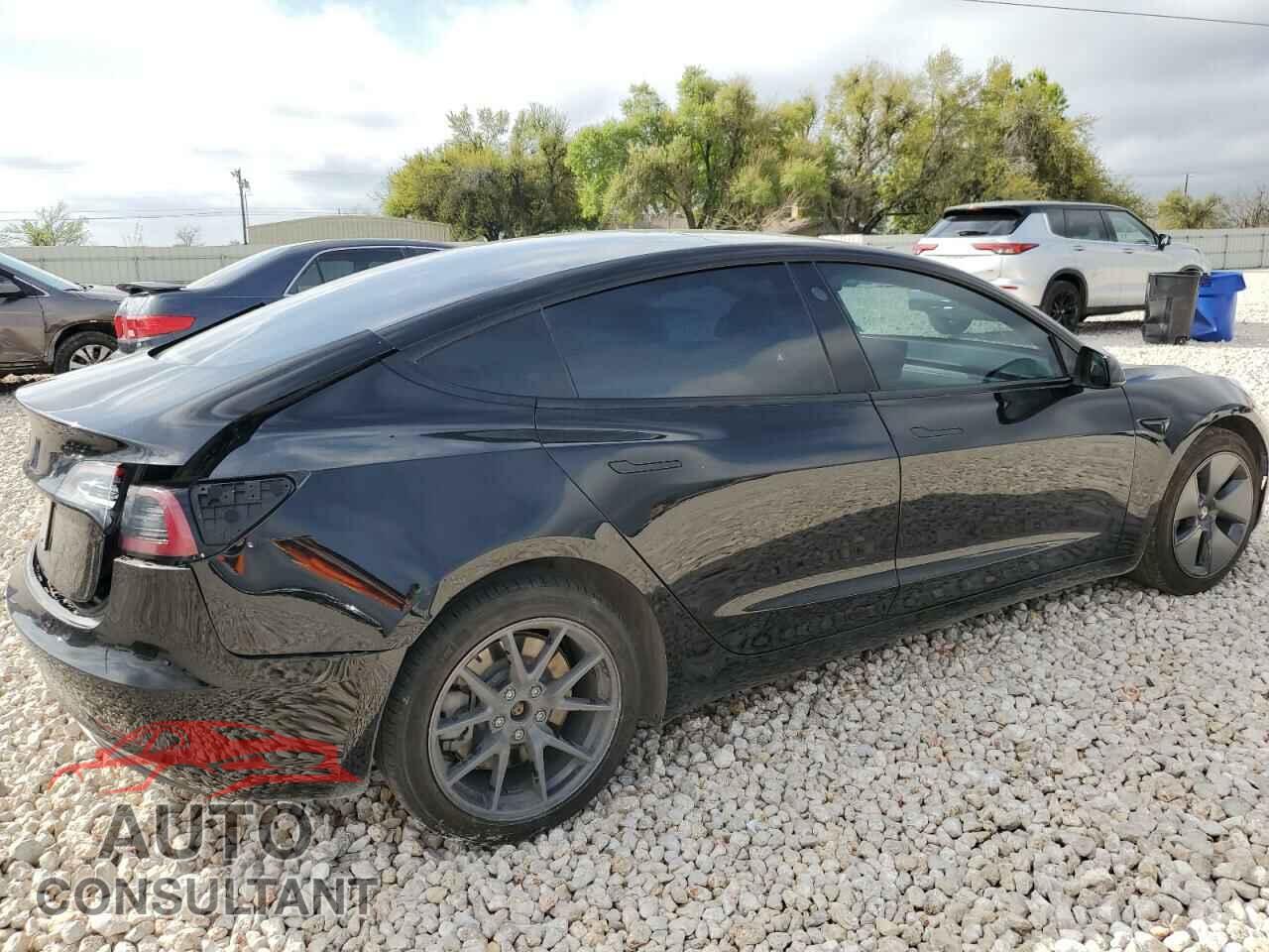 TESLA MODEL 3 2021 - 5YJ3E1EAXMF991317