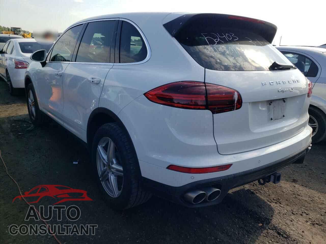 PORSCHE CAYENNE 2016 - WP1AB2A2XGLA94518