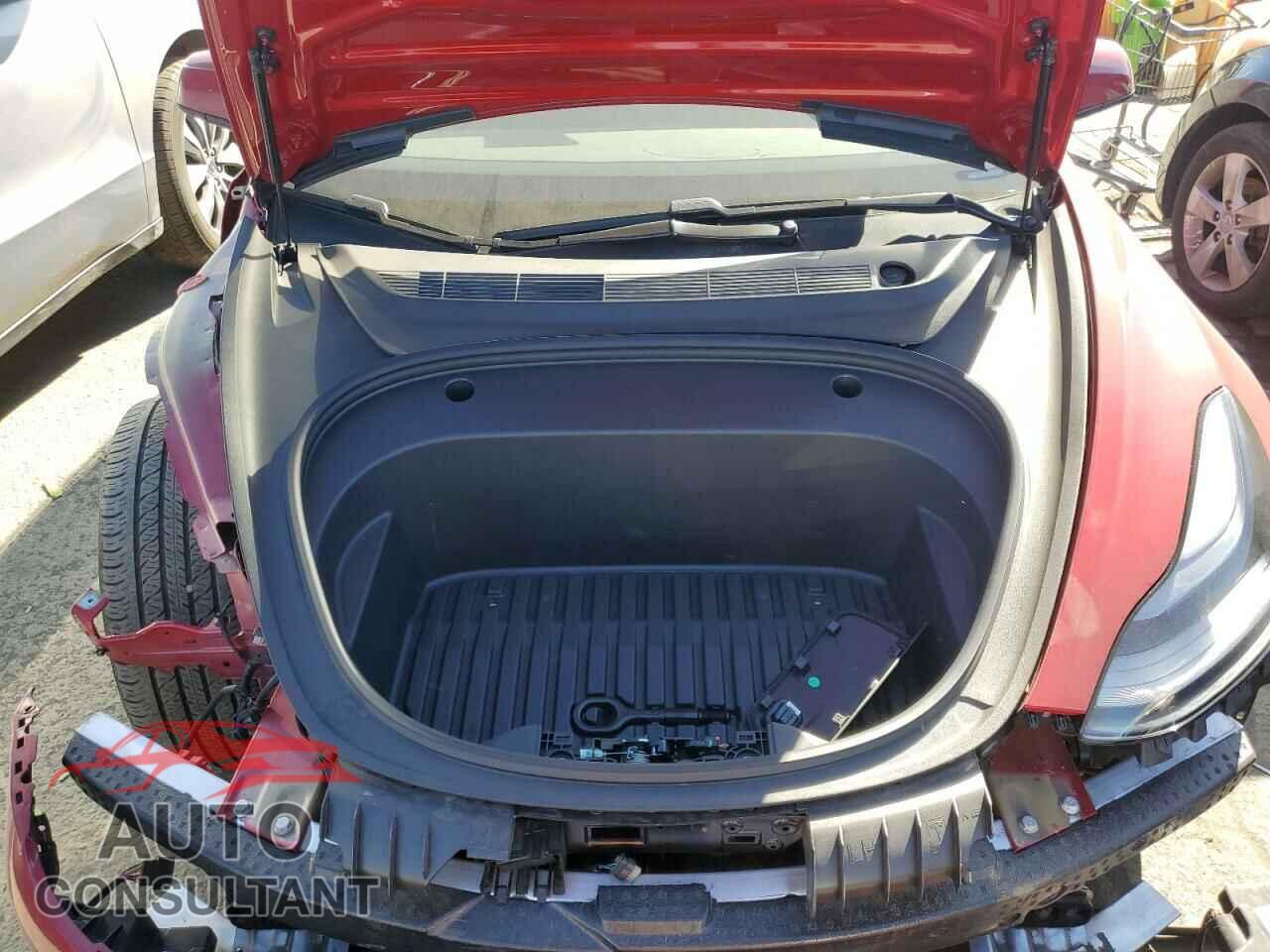 TESLA MODEL 3 2021 - 5YJ3E1EB0MF009366