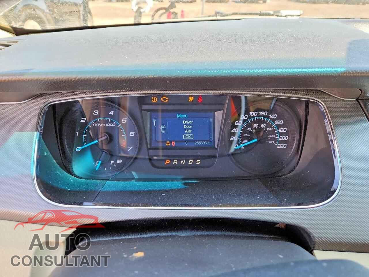 FORD TAURUS 2018 - 1FAHP2D89JG136121
