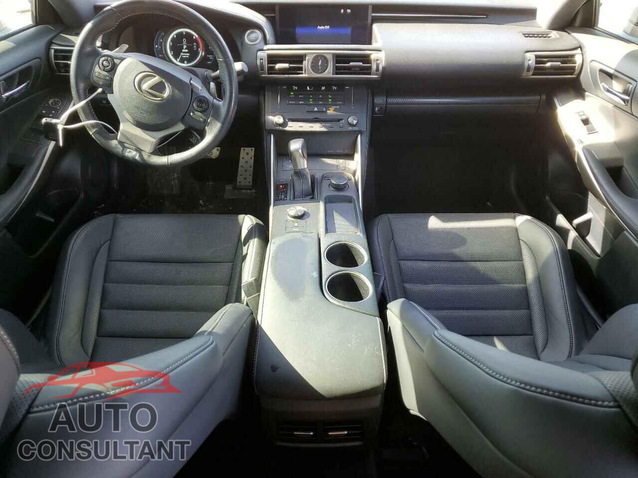 LEXUS IS 2016 - JTHBA1D22G5020236