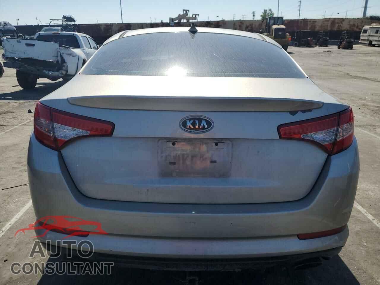 KIA OPTIMA 2012 - 5XXGR4A63CG077690