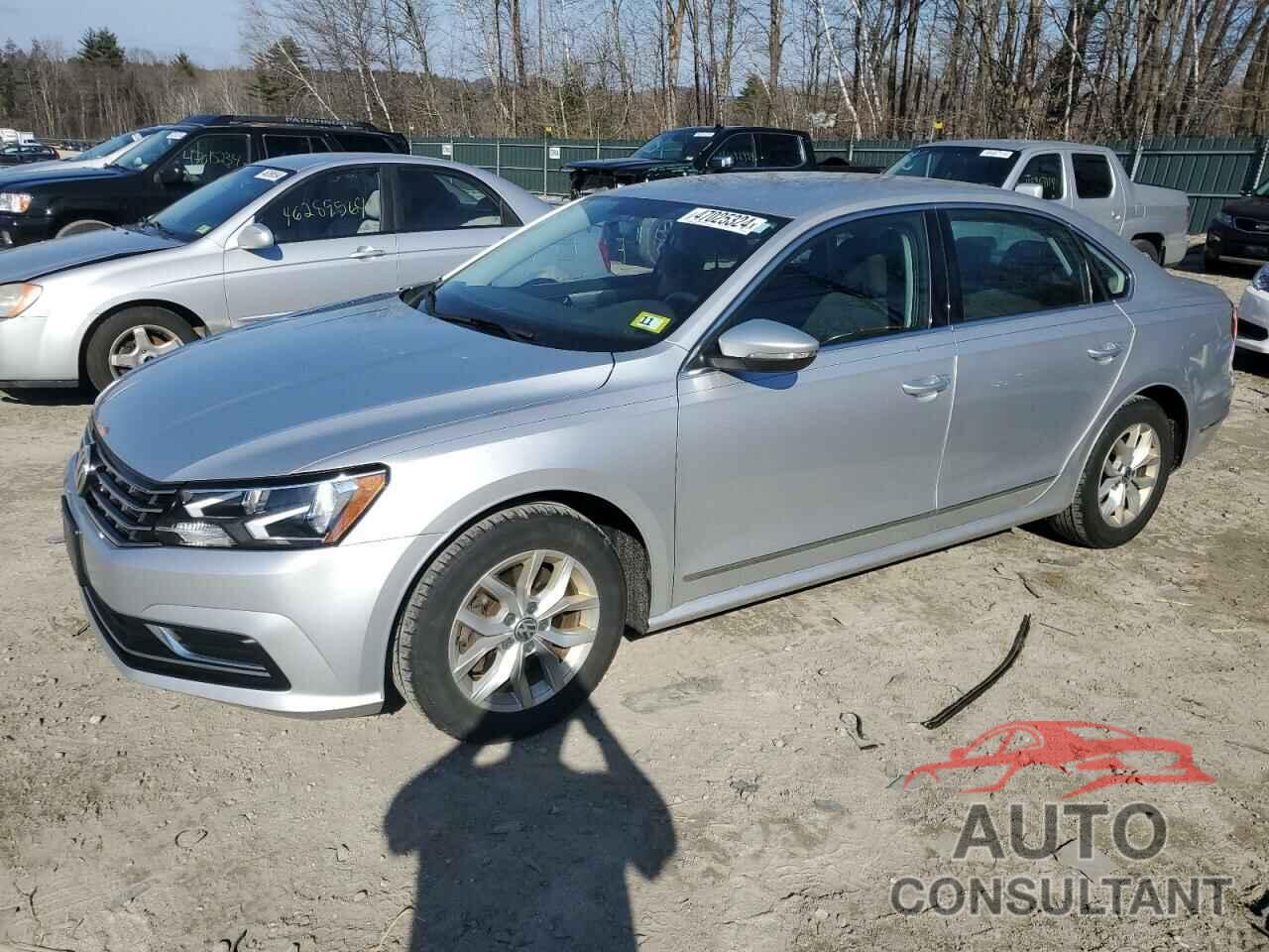 VOLKSWAGEN PASSAT 2017 - 1VWAT7A35HC017784