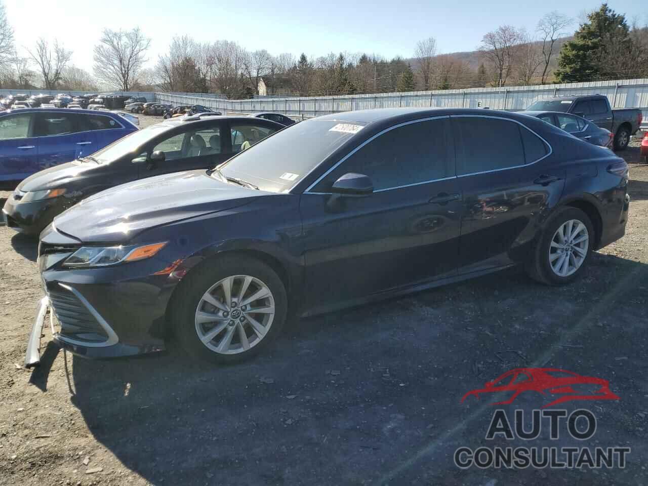 TOYOTA CAMRY 2022 - 4T1C11AK9NU691508
