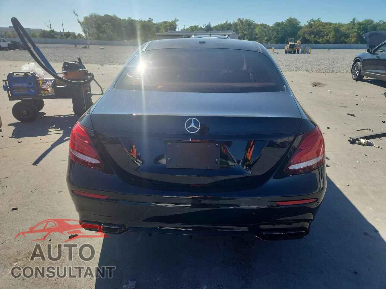 MERCEDES-BENZ E-CLASS 2018 - WDDZF4JB2JA307068