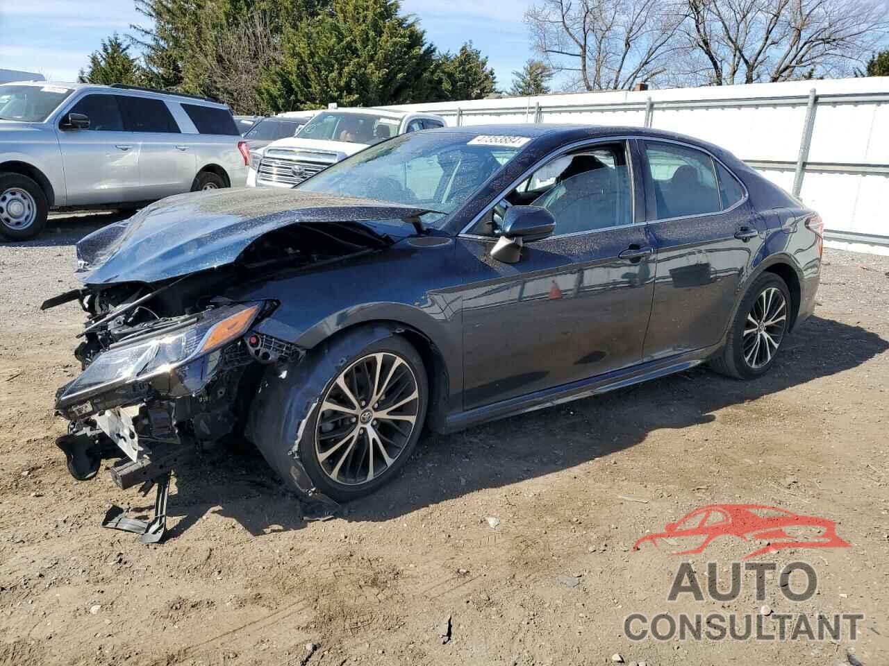 TOYOTA CAMRY 2018 - 4T1B11HK7JU662312