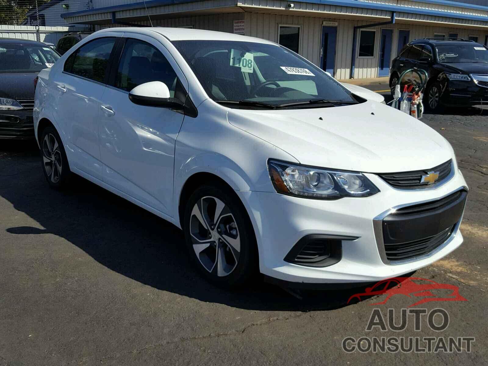 CHEVROLET SONIC 2018 - 1G1JF5SB5J4107336