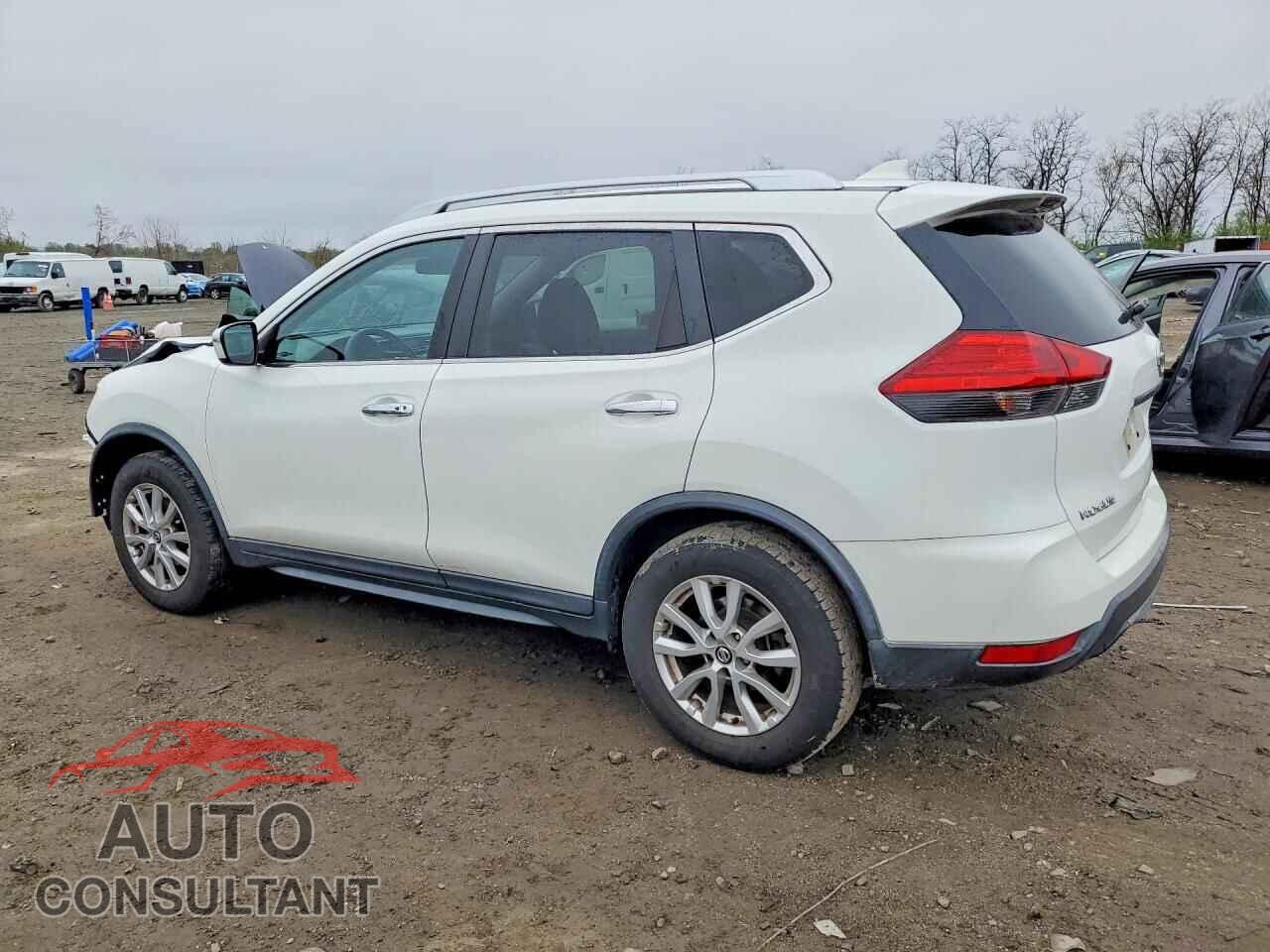 NISSAN ROGUE 2017 - KNMAT2MV6HP508439