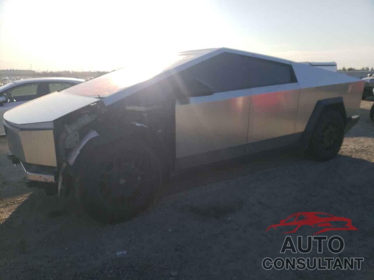 TESLA CYBERTRUCK 2024 - 7G2CEHEE4RA011979