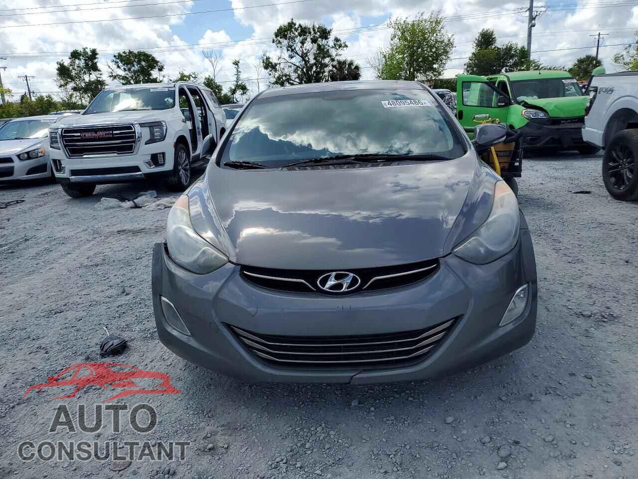 HYUNDAI ELANTRA 2012 - 5NPDH4AE9CH149106