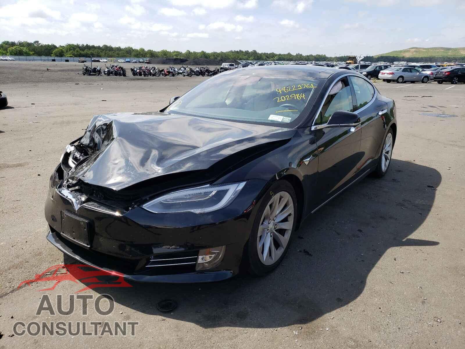 TESLA MODEL S 2017 - 5YJSA1E29HF202984