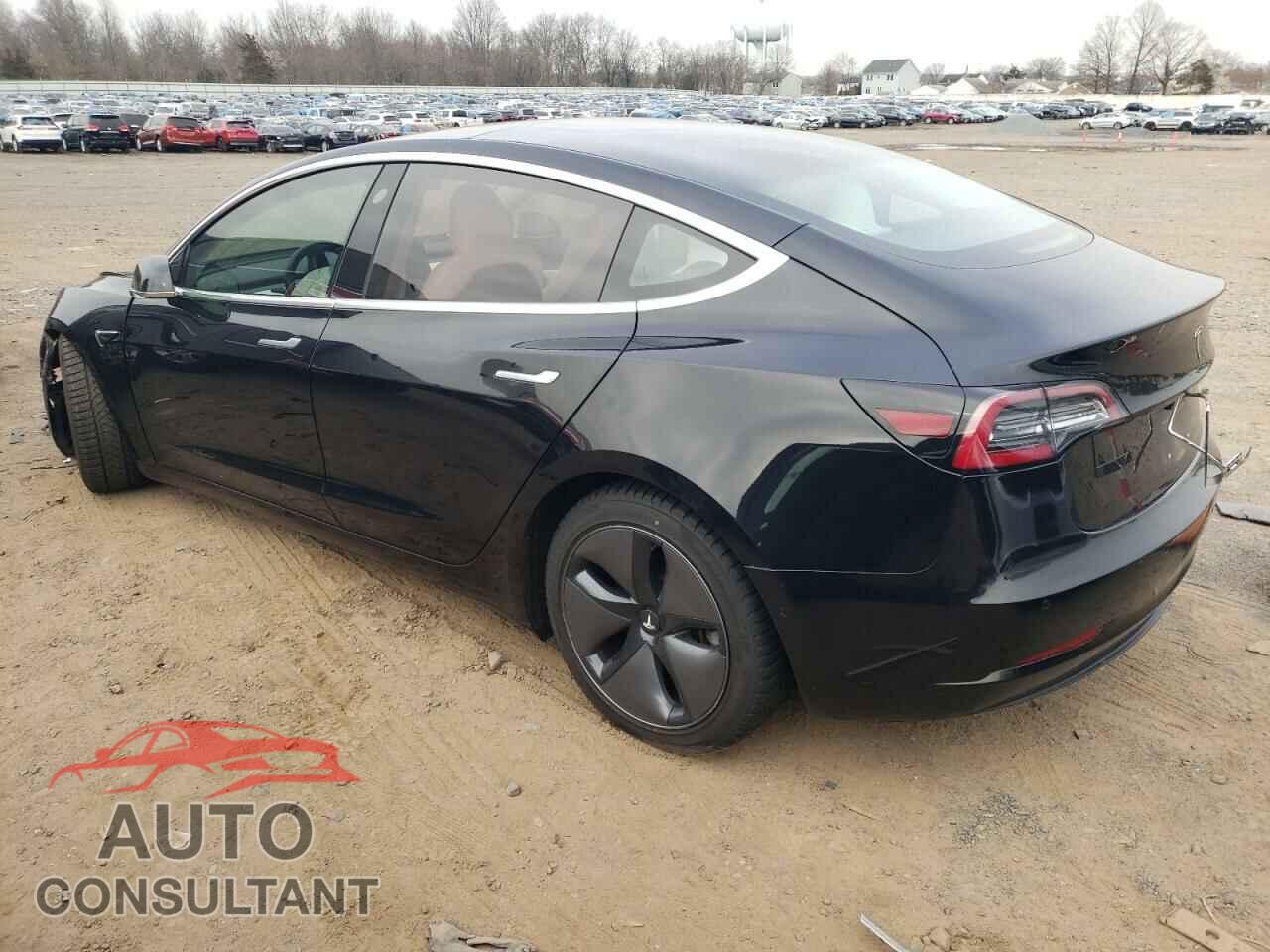 TESLA MODEL 3 2018 - 5YJ3E1EBXJF095927