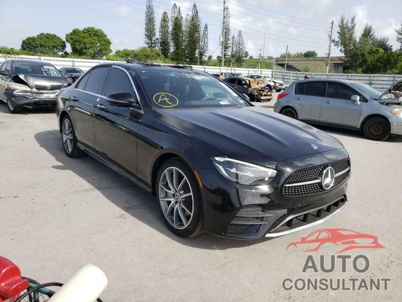 MERCEDES-BENZ E-CLASS 2022 - W1KZF8DBXNB045268