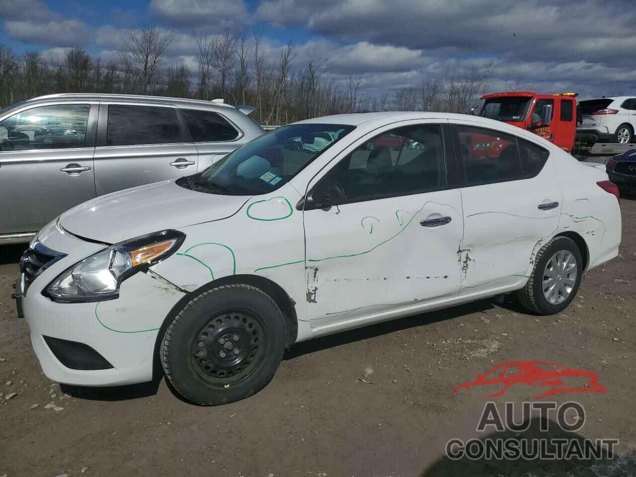 NISSAN VERSA 2019 - 3N1CN7AP1KL841658