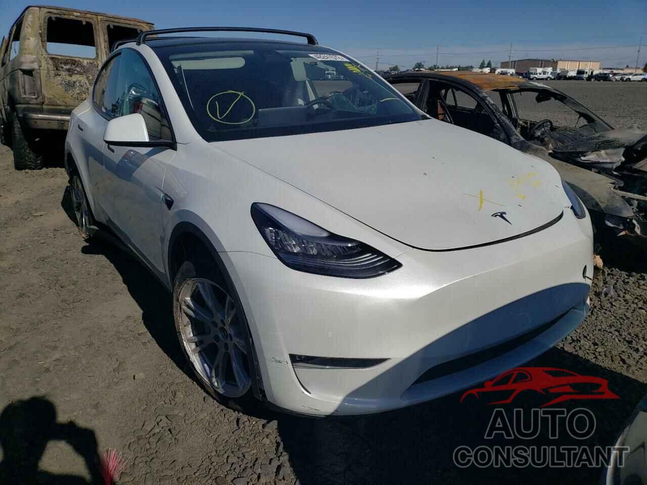TESLA MODEL Y 2022 - 7SAYGDEE2NF364975