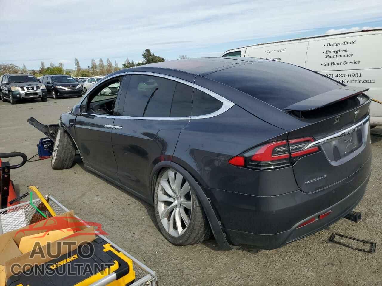 TESLA MODEL X 2017 - 5YJXCDE21HF035652