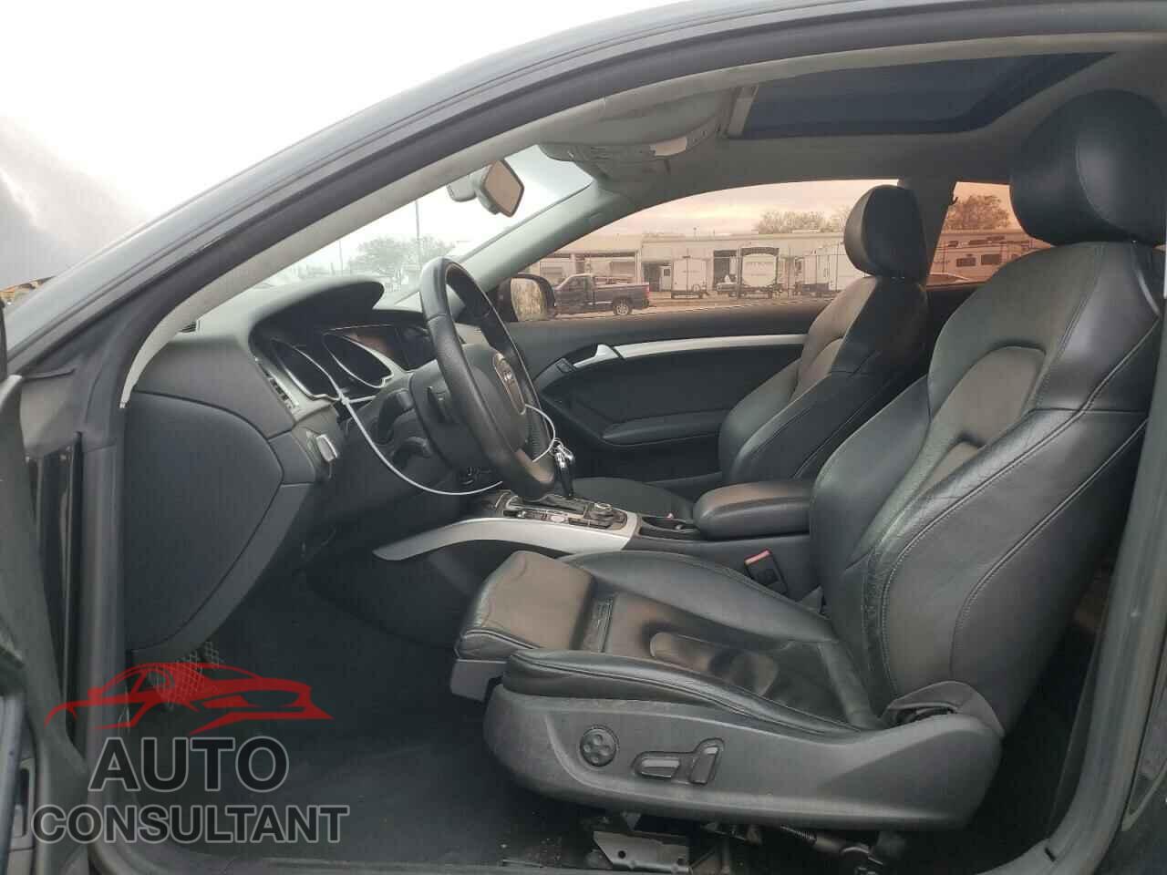 AUDI A5 2012 - WAULFAFRXCA039276