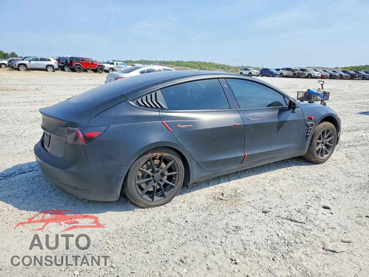 TESLA MODEL 3 2019 - 5YJ3E1EA1KF403849