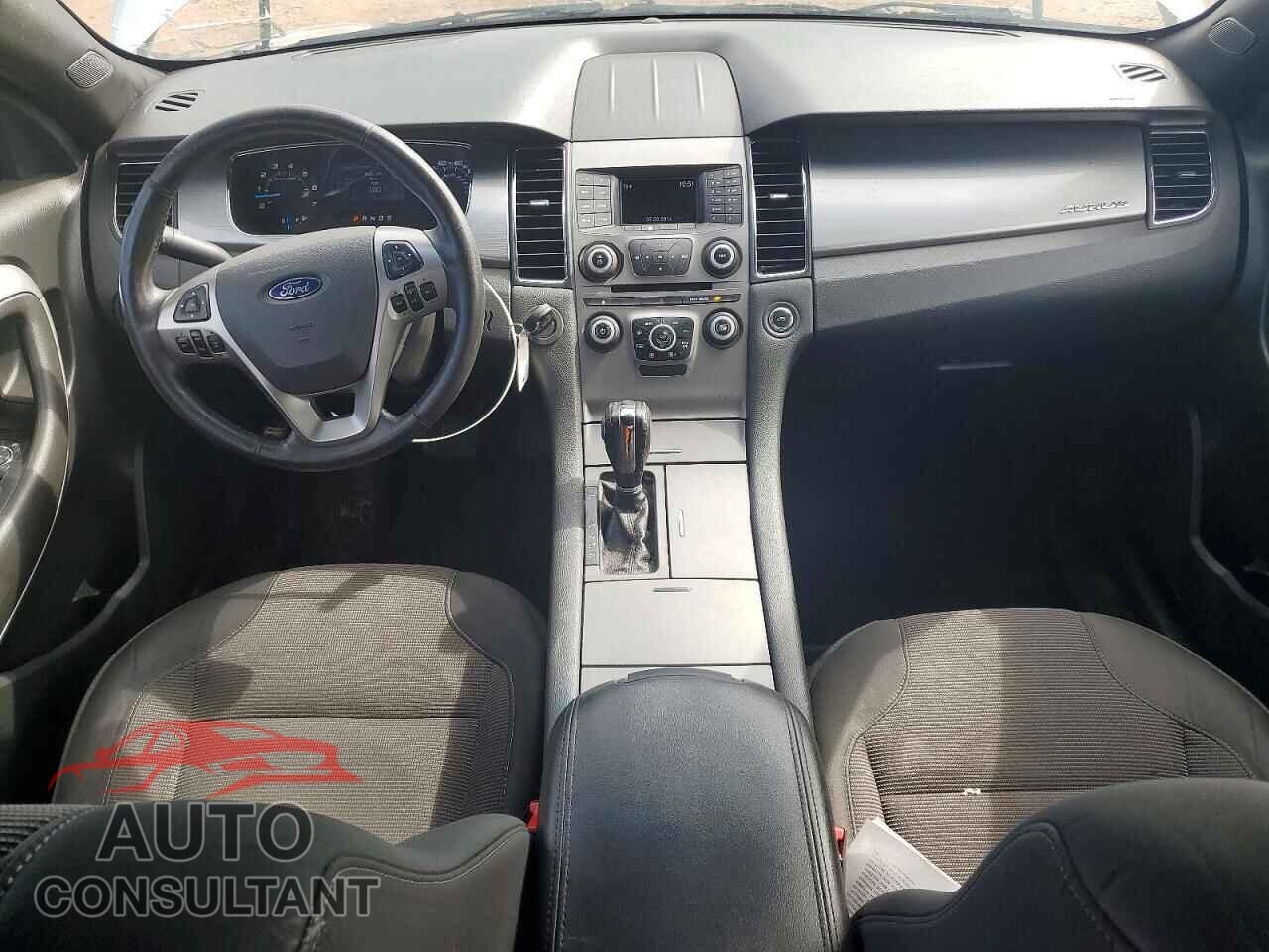 FORD TAURUS 2015 - 1FAHP2E86FG176159