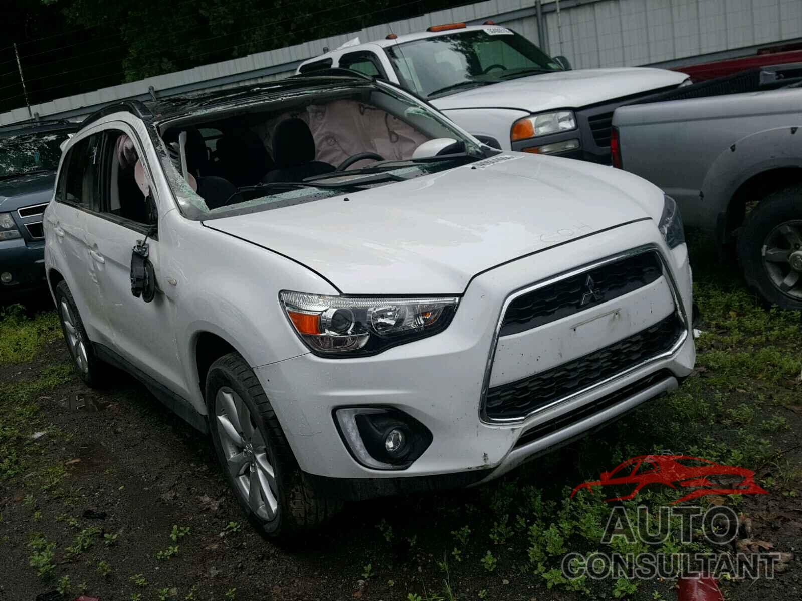 MITSUBISHI OUTLANDER 2015 - 4A4AR4AU8FE022805