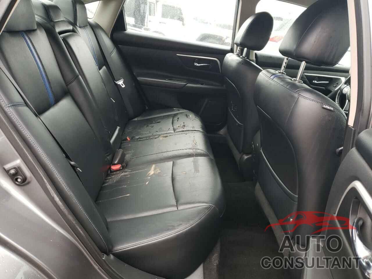 NISSAN ALTIMA 2018 - 1N4AL3APXJC240543