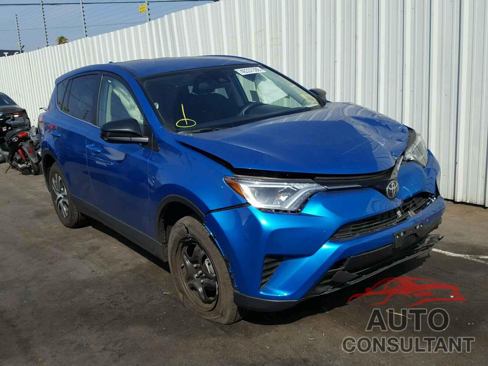 TOYOTA RAV4 LE 2018 - JTMZFREV2JJ150430