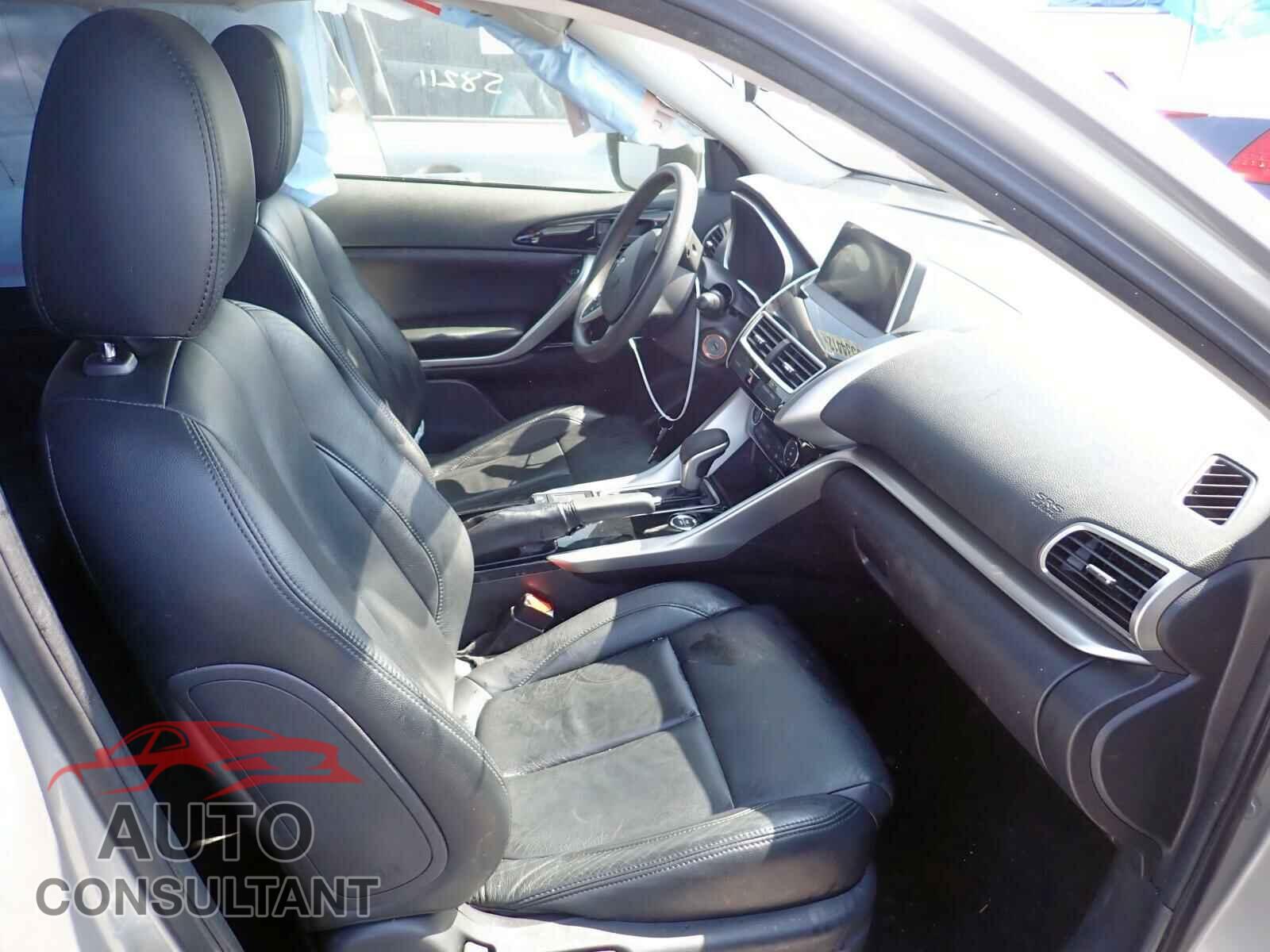 MITSUBISHI ECLIPSE 2019 - JA4AT4AA8KZ003330