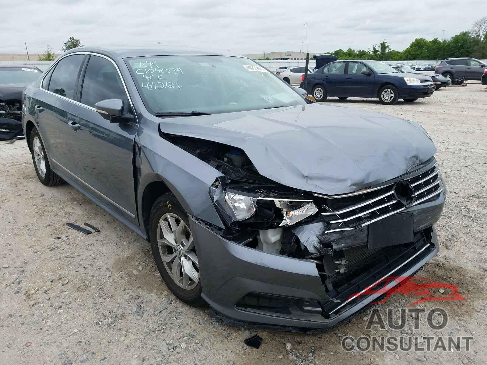 VOLKSWAGEN PASSAT 2017 - 1VWAT7A30HC002254