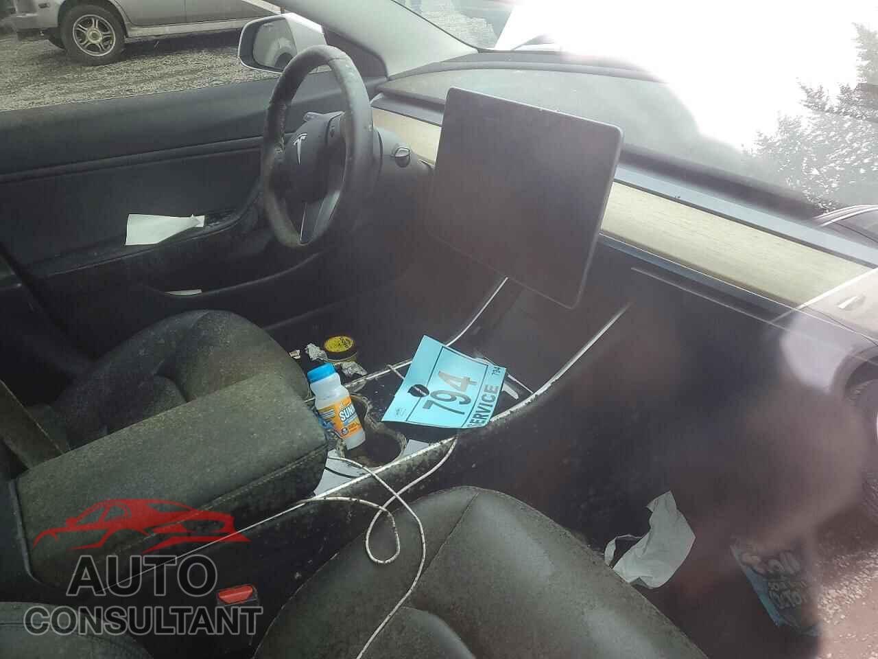 TESLA MODEL 3 2019 - 5YJ3E1EA7KF415889