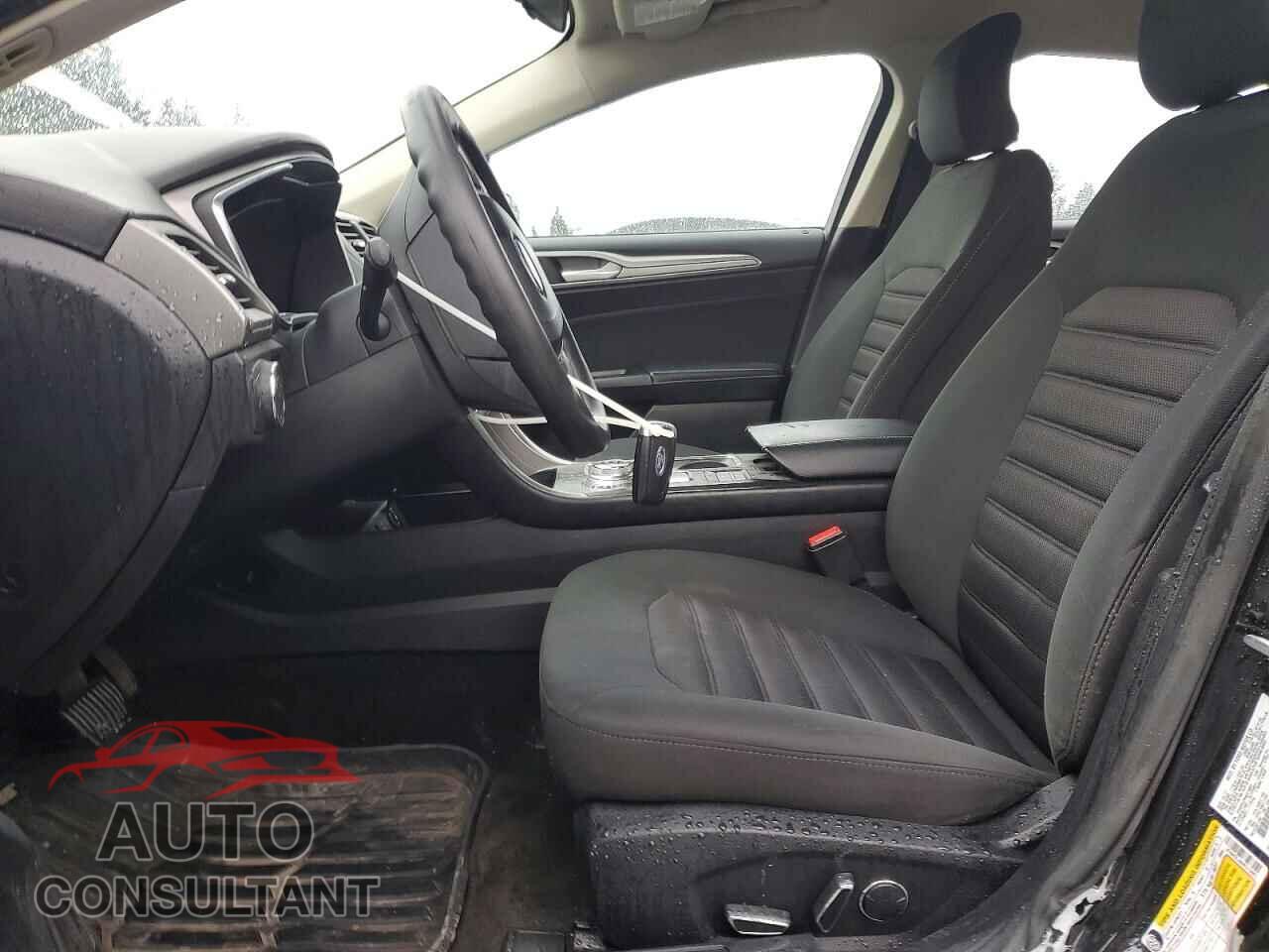 FORD FUSION 2017 - 3FA6P0LU9HR373883